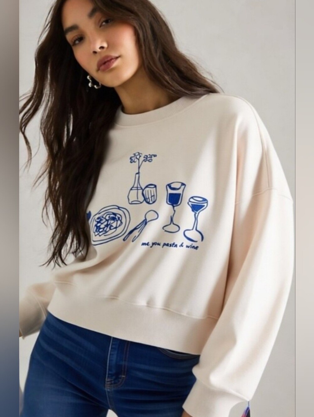Abercrombie& Fitch Cream Pasta & Wine Graphic Sweatshirt